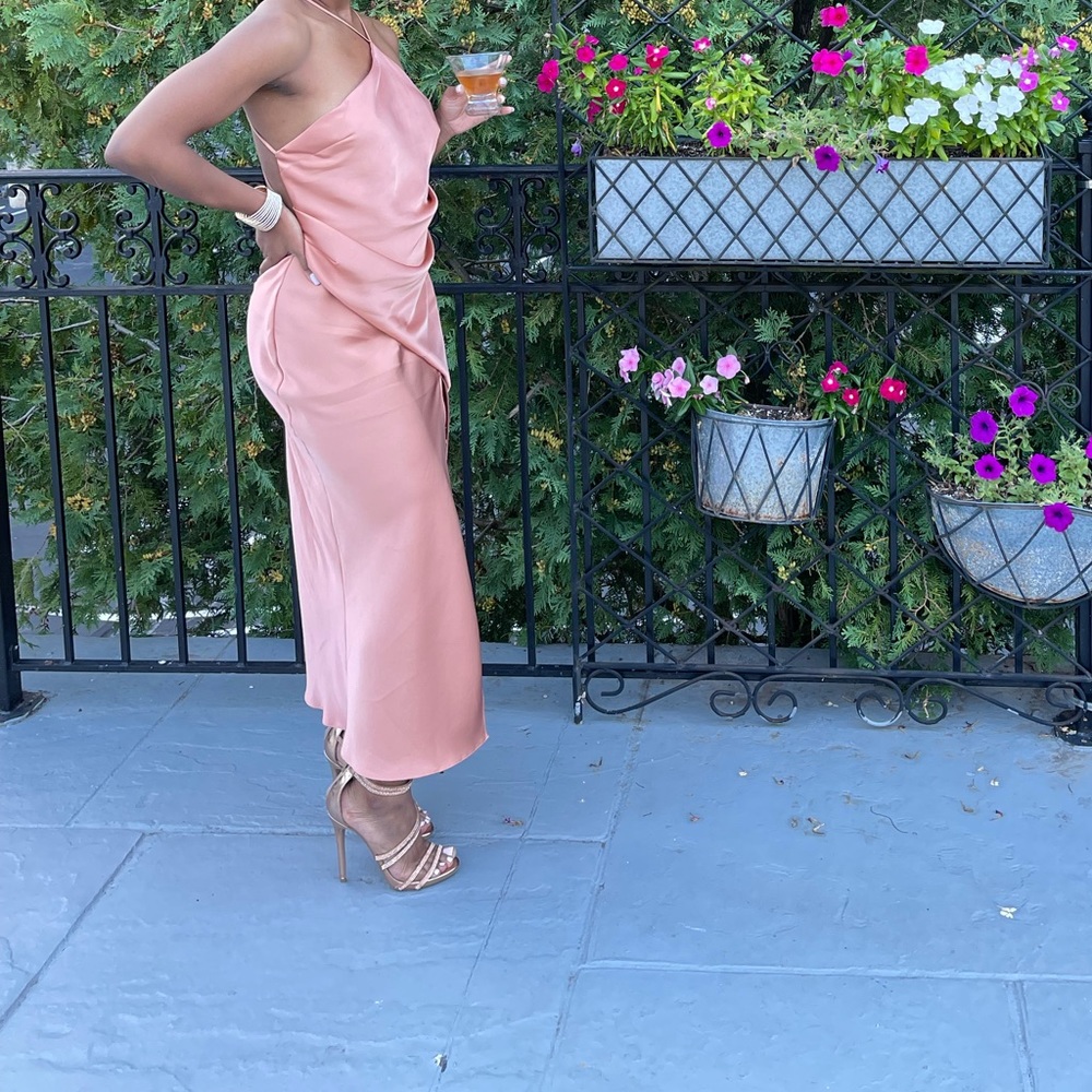 Dress - Picture 8 of 8